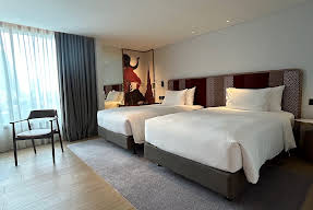 Montien Hotel Surawong Bangkok